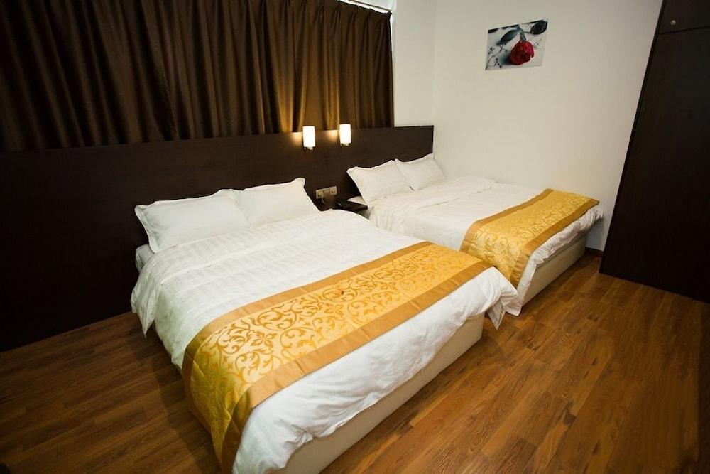 Hotel Zamburger Nur Ramadhan - Previously G Home Hotel Kota Bharu Exteriör bild
